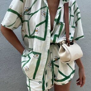 NWT - Green and White Patterned Set